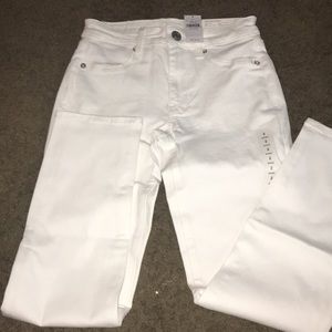 American Eagle High Rise Jeans